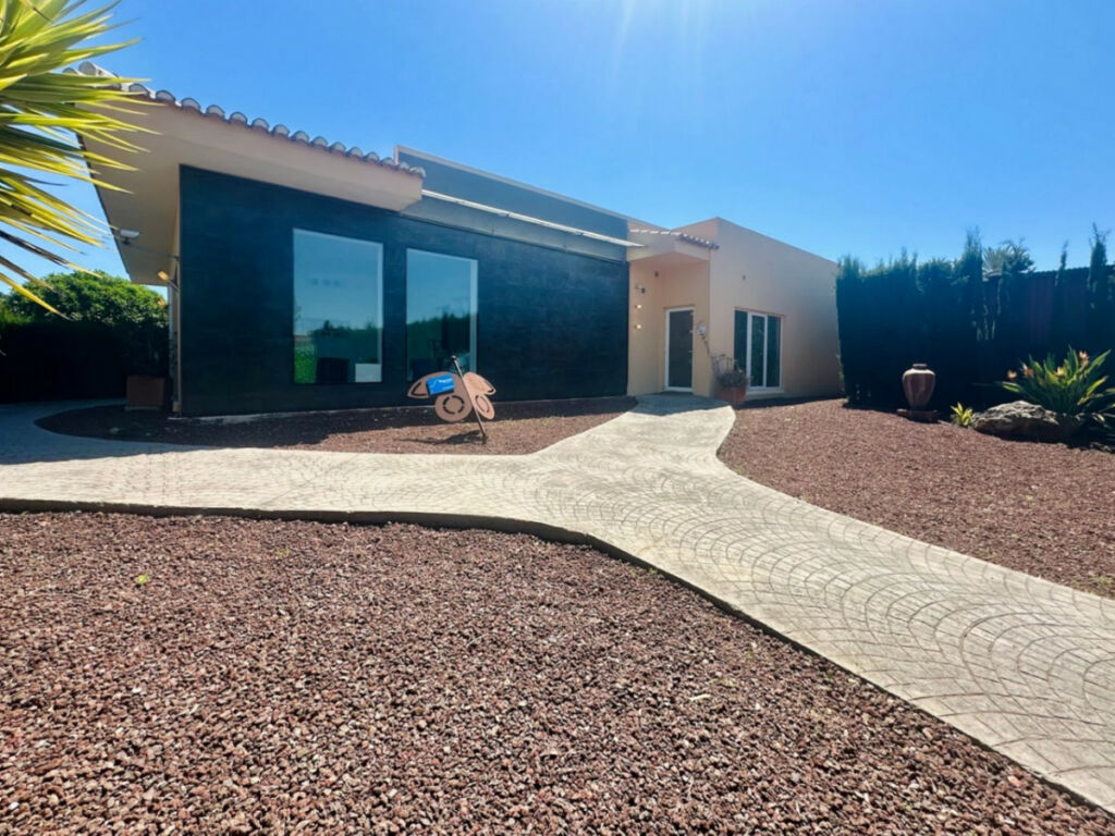 Detached Villa Javea Alicante - image 27
