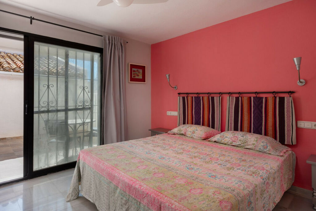 Semi-Detached House Estepona Málaga - image 27
