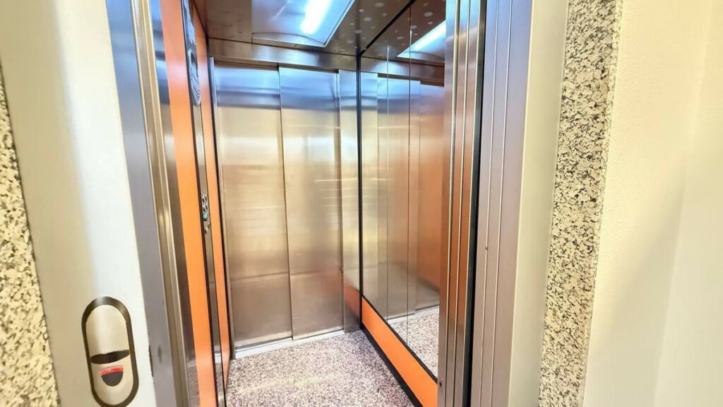 Middle Floor Apartment Torrevieja Alicante - image 27