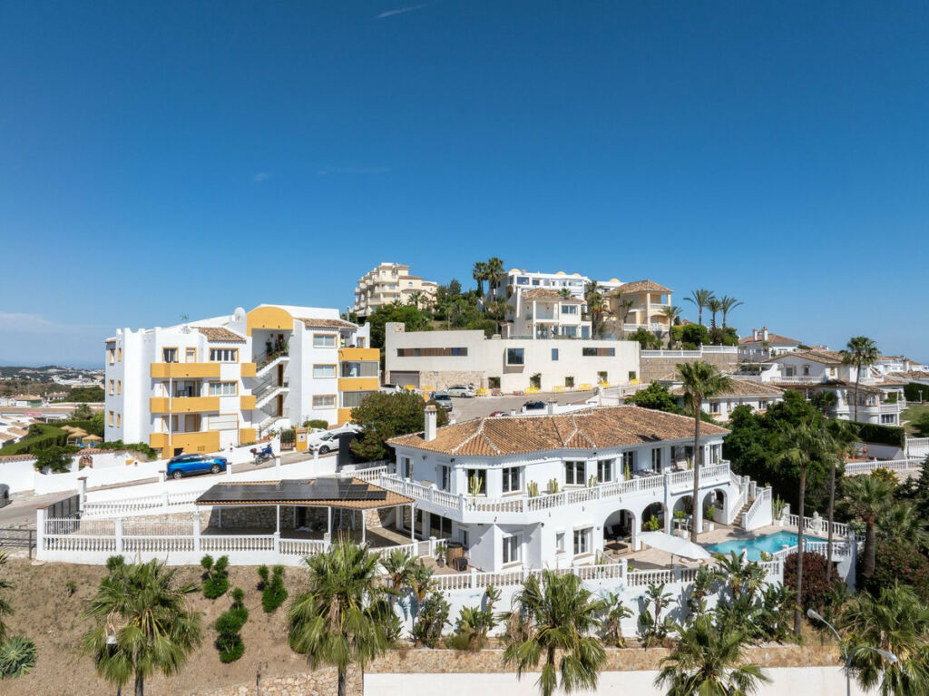 Detached Villa Miraflores Málaga - image 27