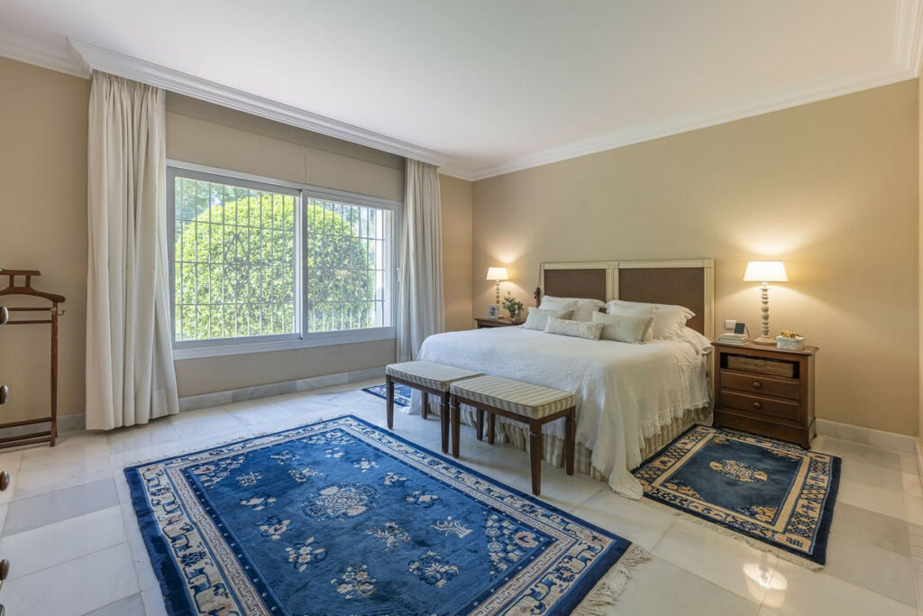 Detached Villa Guadalmina Alta Málaga - image 27