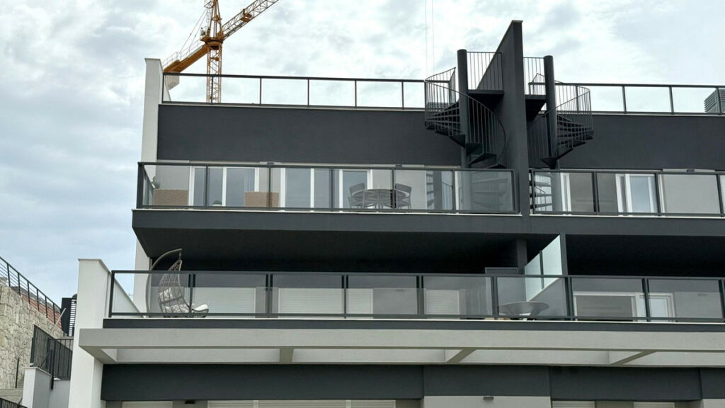 Townhouse Finestrat Alicante - image 27