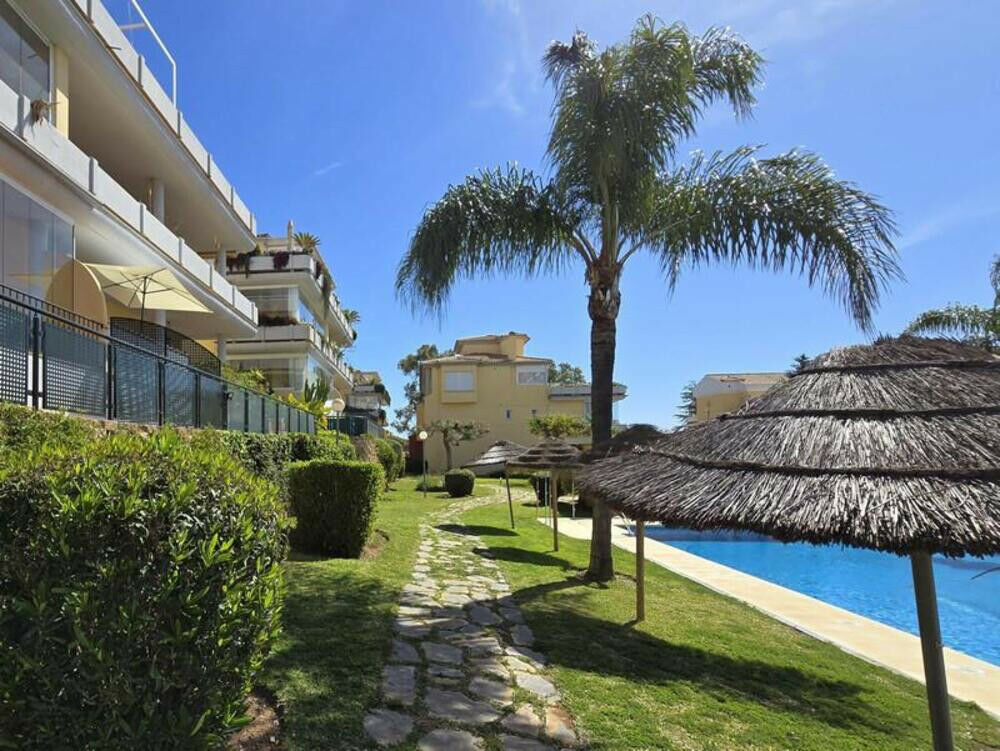 Ground Floor Apartment Cabopino Málaga - image 26