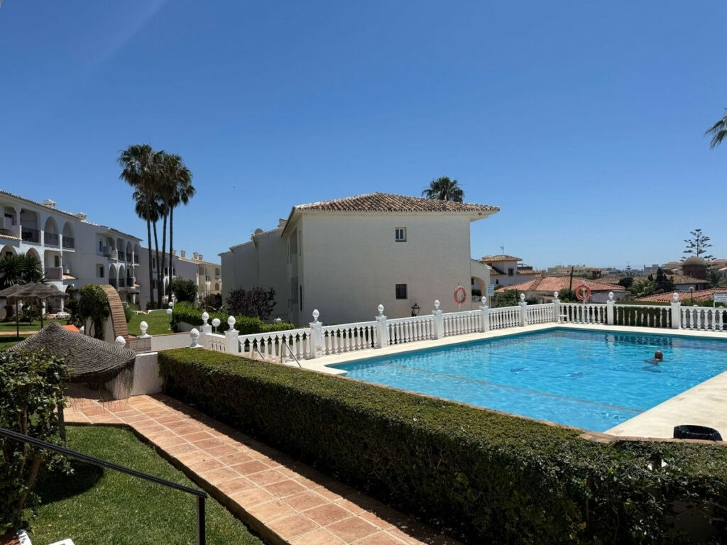 Ground Floor Apartment El Chaparral Málaga - image 28