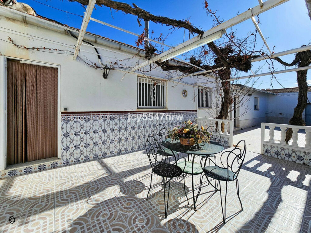 Townhouse Pinoso Alicante - image 28
