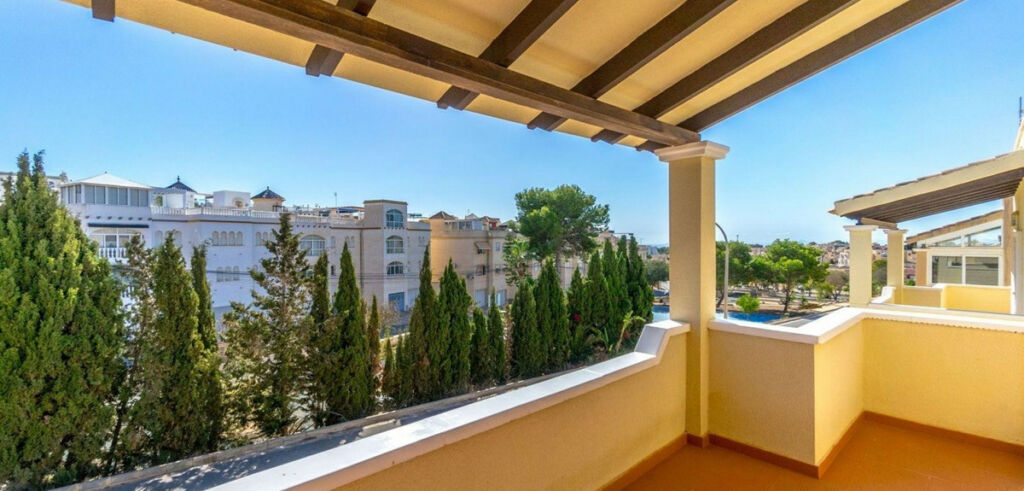 Detached Villa Villamartin Alicante - image 28