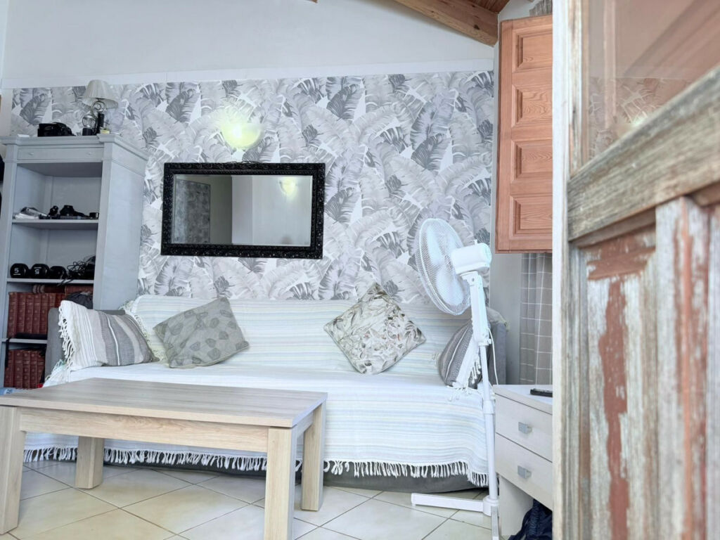 Townhouse Monda Málaga - image 28