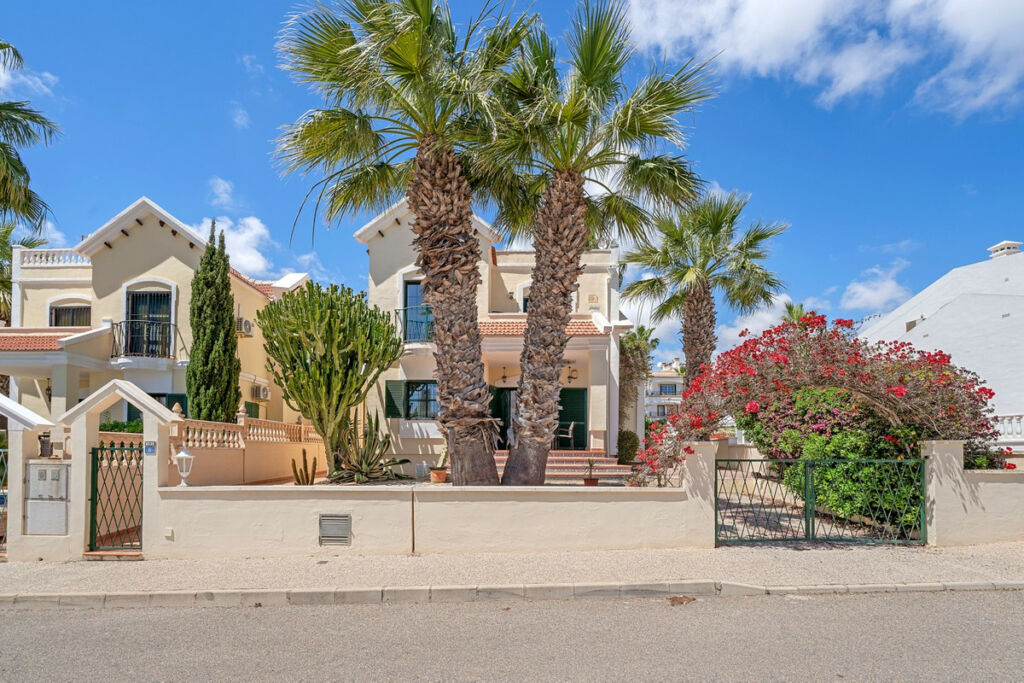 Detached Villa Orihuela Costa Alicante - image 28