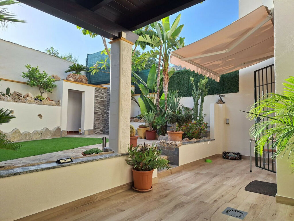 Townhouse La Capellania Málaga - image 28