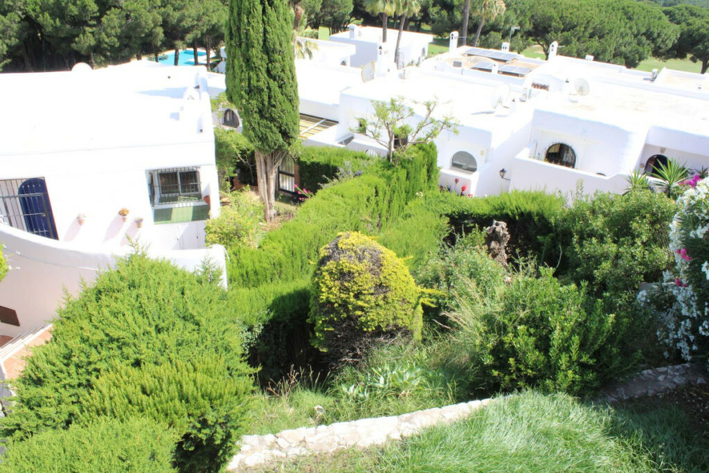 Semi-Detached House Cabopino Málaga - image 28