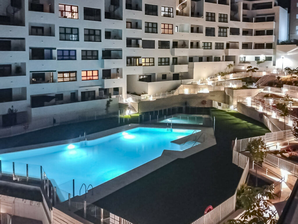 Middle Floor Apartment Estepona Málaga - image 27