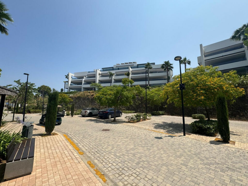 Ground Floor Apartment Estepona Málaga - image 28
