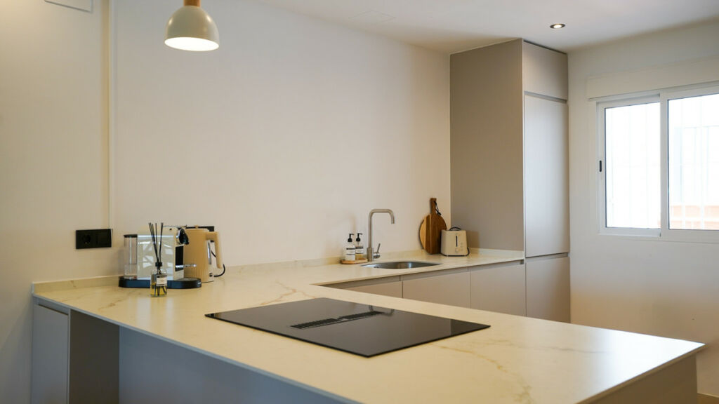 Middle Floor Apartment Nueva Andalucía Málaga - image 28