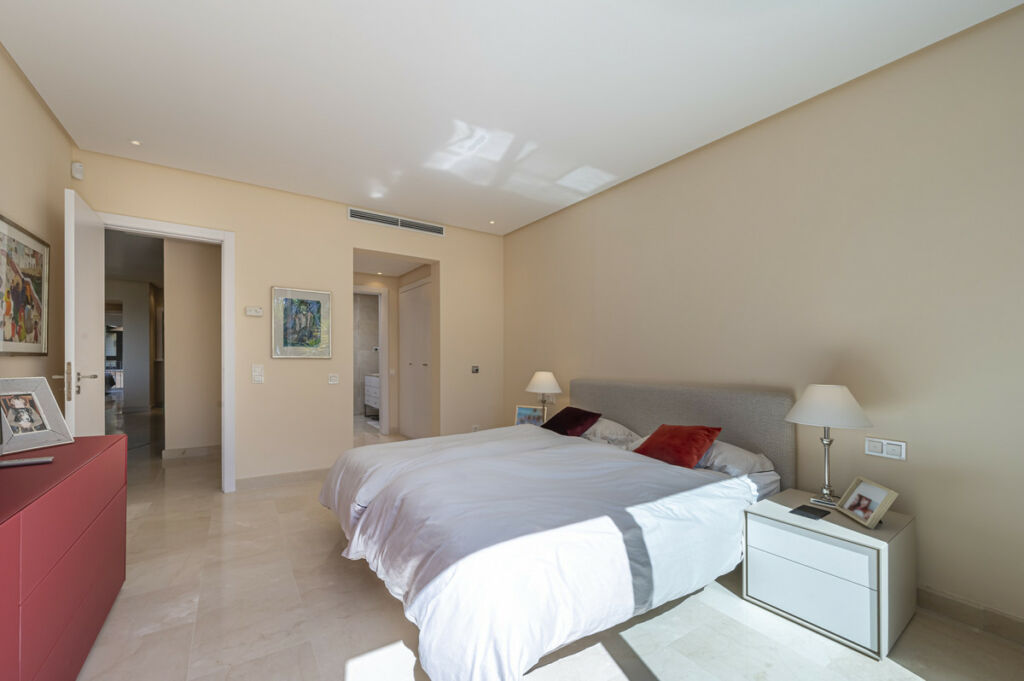 Penthouse The Golden Mile Málaga - image 28