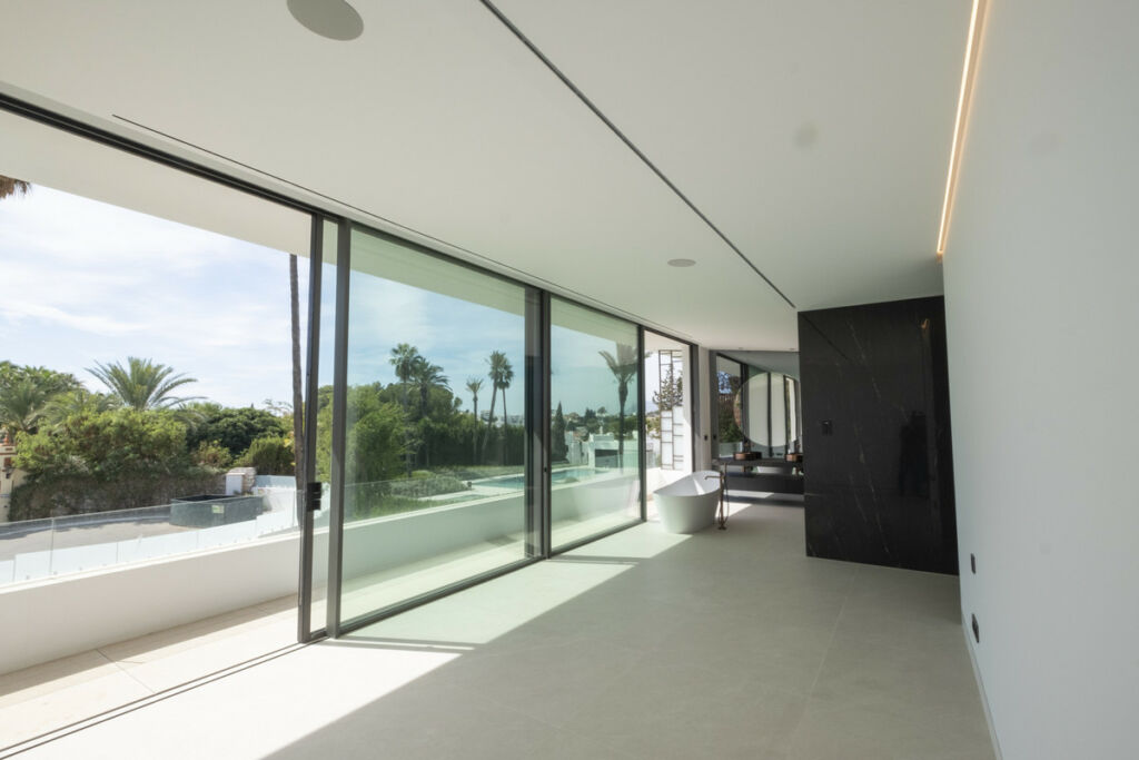 Semi-Detached House Nueva Andalucía Málaga - image 33