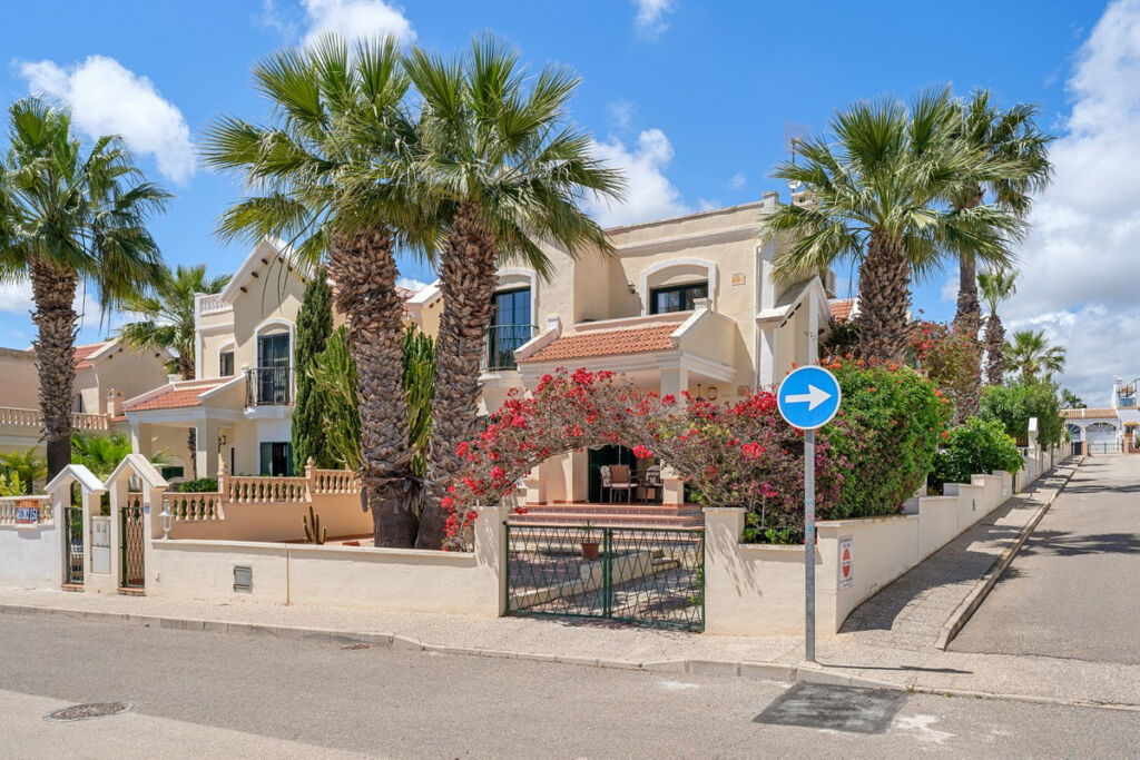 Detached Villa Orihuela Costa Alicante - image 29