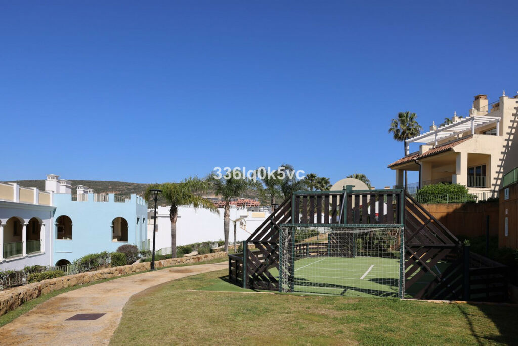 Middle Floor Apartment Manilva Málaga - image 29