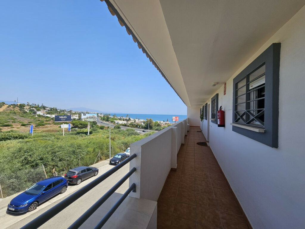 Top Floor Apartment Estepona Málaga - image 29