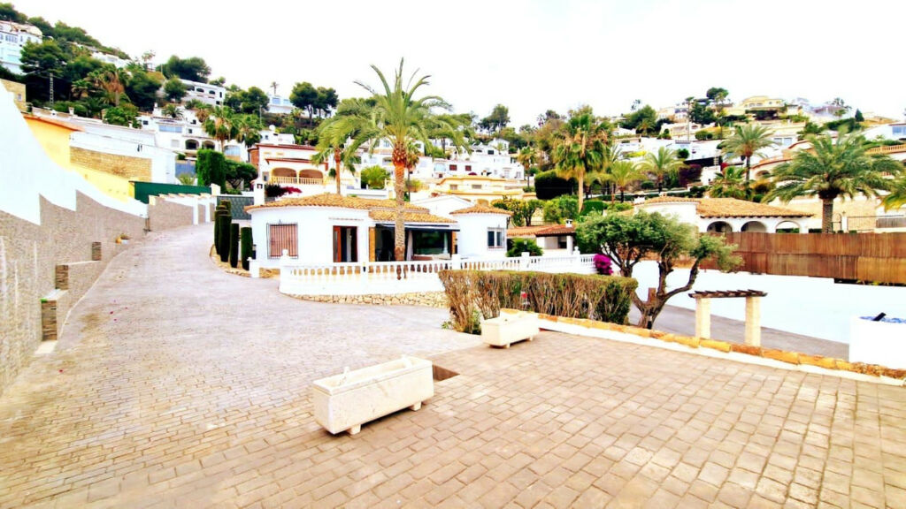 Detached Villa Teulada Alicante - image 30