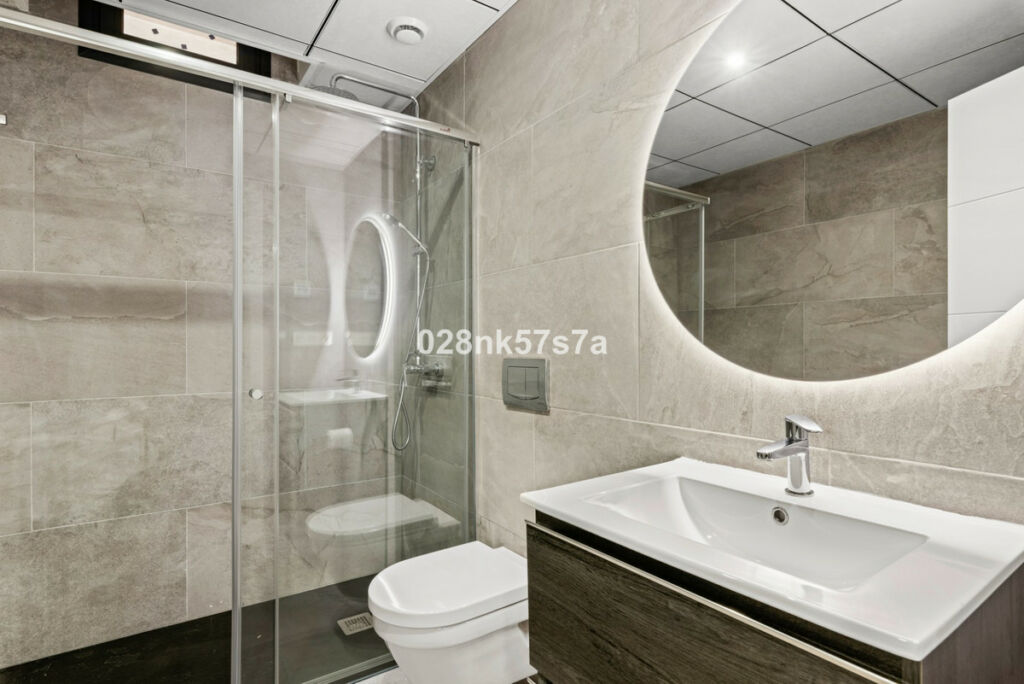 Detached Villa Lomas de Cabo Roig Alicante - image 29