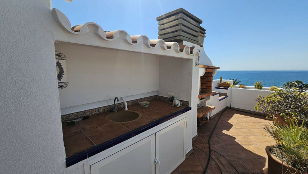 Top Floor Apartment Estepona Málaga - image 29