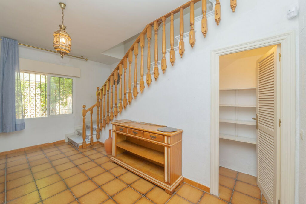 Detached Villa Marbella Málaga - image 29