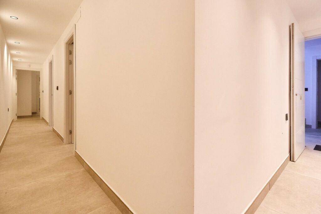 Middle Floor Apartment Fuengirola Málaga - image 29