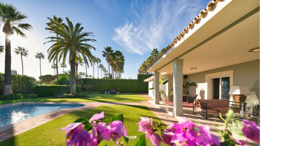 Detached Villa Sotogrande Cádiz - image 3