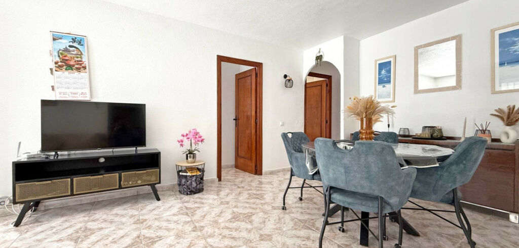 Ground Floor Apartment Torrevieja Alicante - image 3