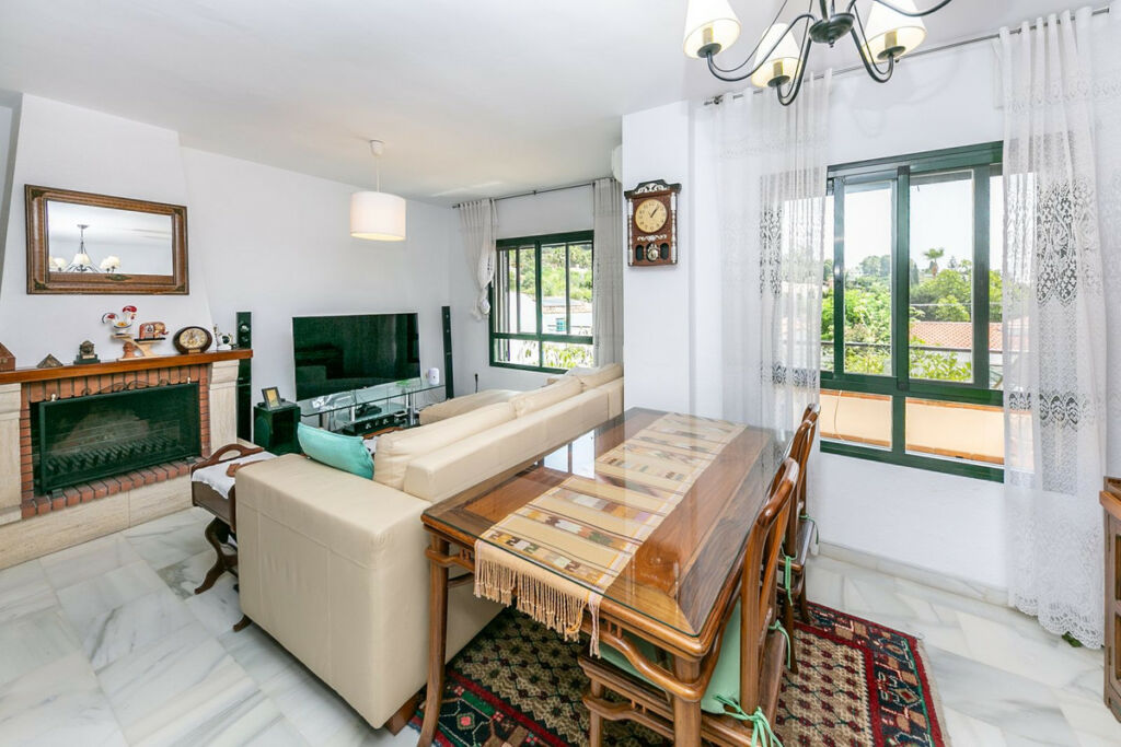 Townhouse Benalmadena Málaga - image 3