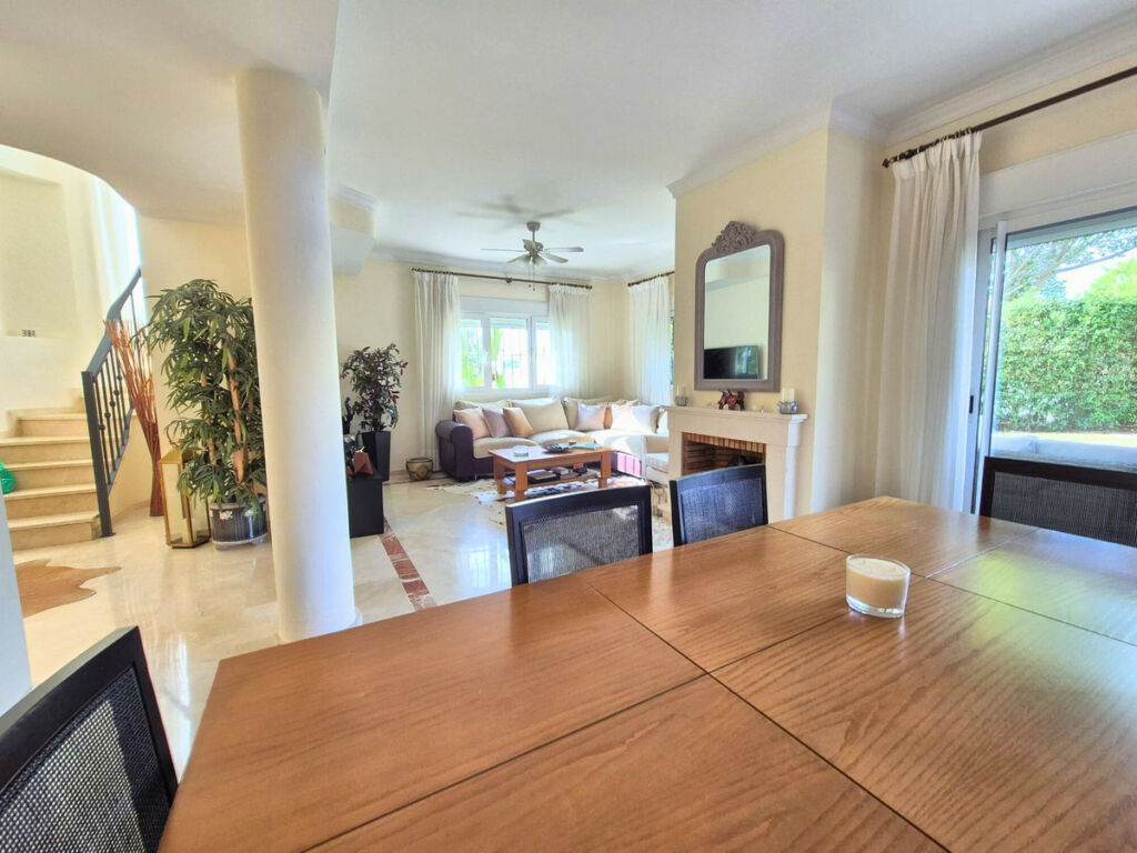 Semi-Detached House San Roque Club Cádiz - image 3