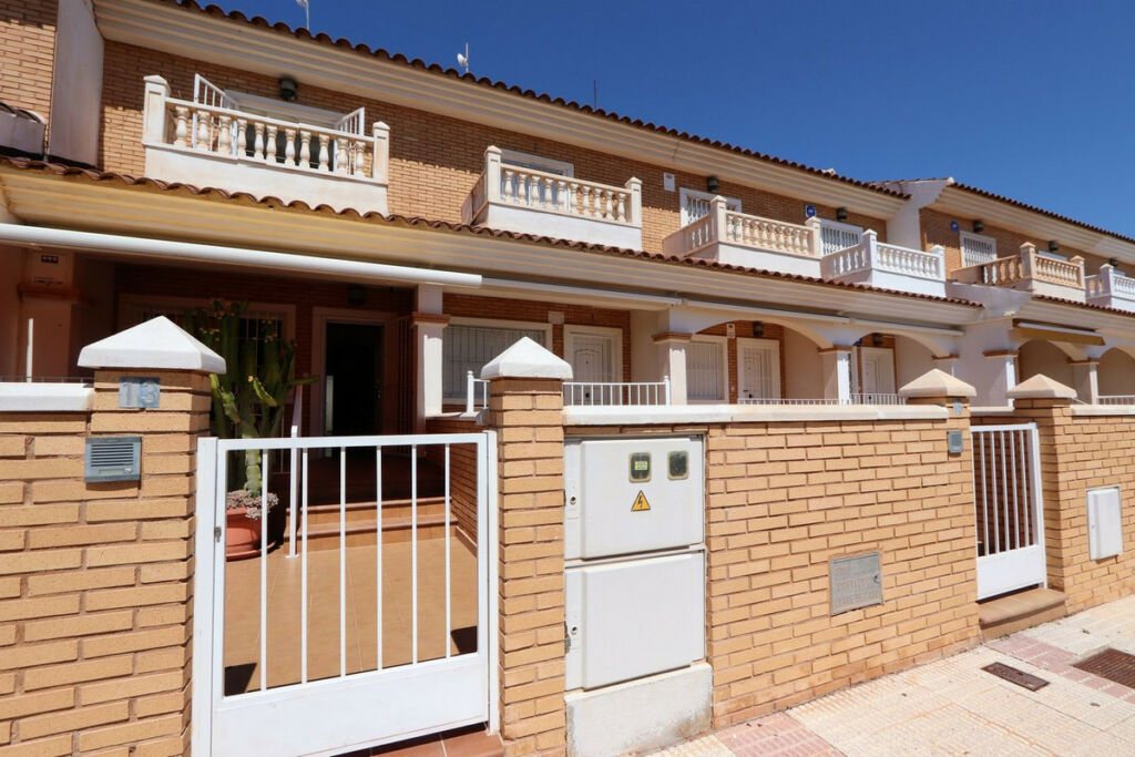 Townhouse Los Alcazares Murcia - image 2