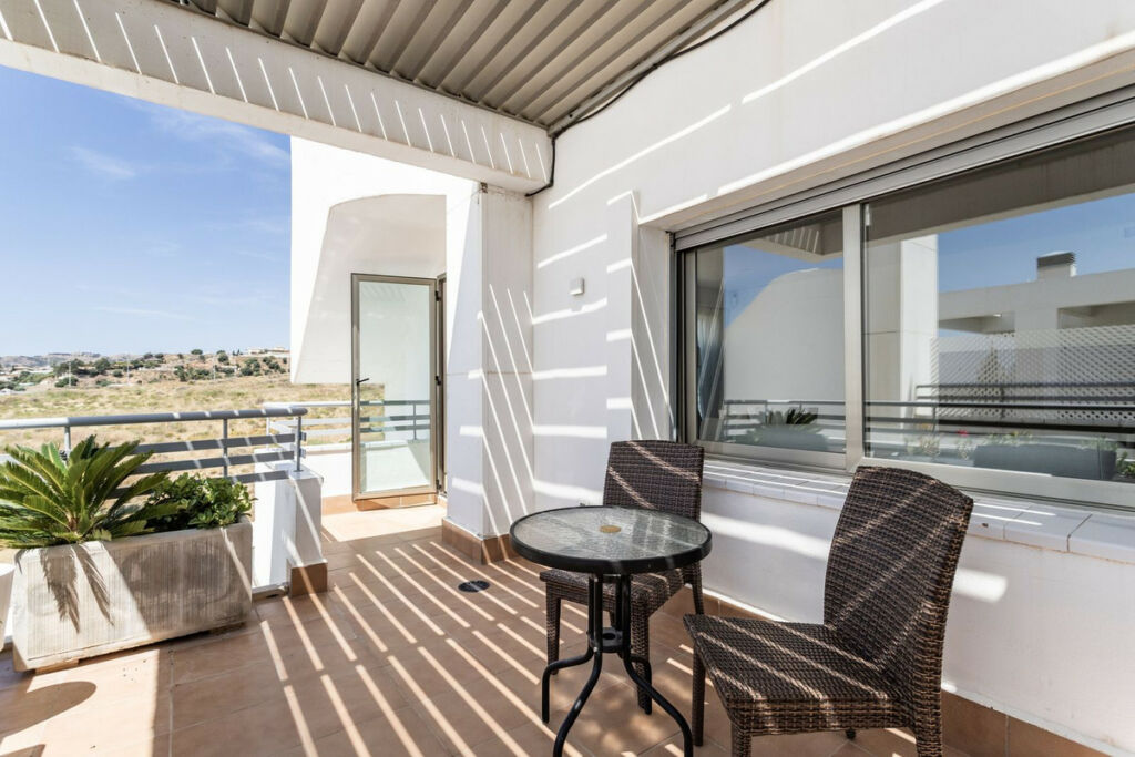 Top Floor Apartment La Cala de Mijas Málaga - image 3