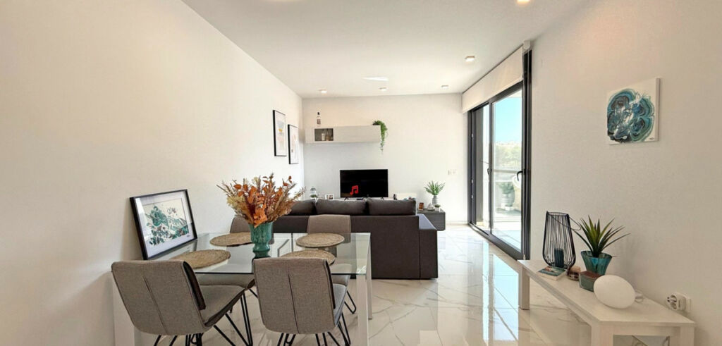Ground Floor Apartment Los Altos Alicante - image 3