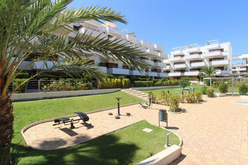 Ground Floor Apartment Lomas de Cabo Roig Alicante - image 4