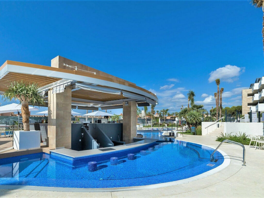 Ground Floor Apartment Playa Flamenca Alicante - image 3