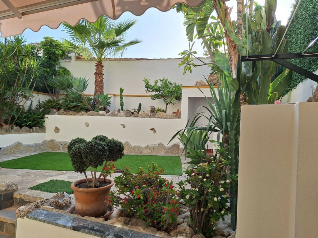 Townhouse La Capellania Málaga - image 3