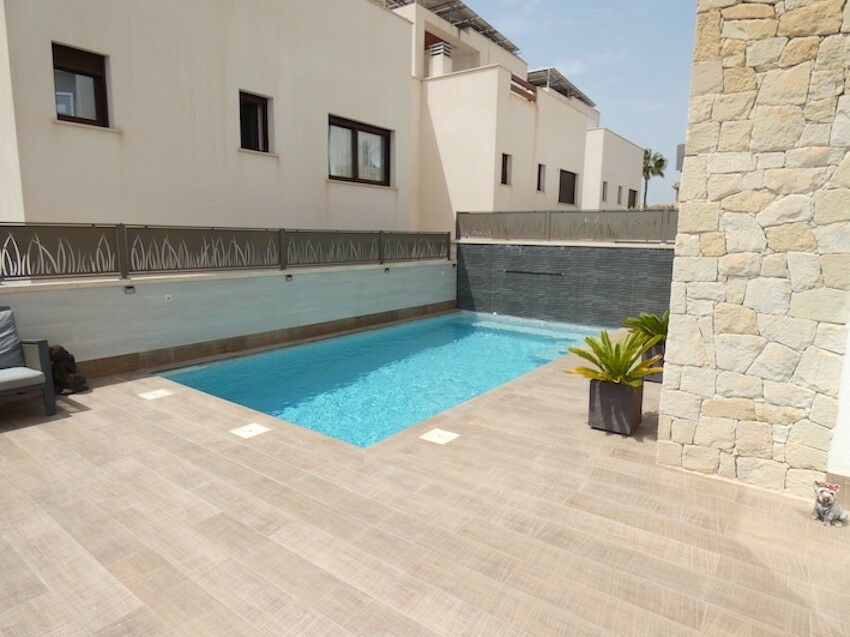 Detached Villa Ciudad Quesada Alicante - image 3