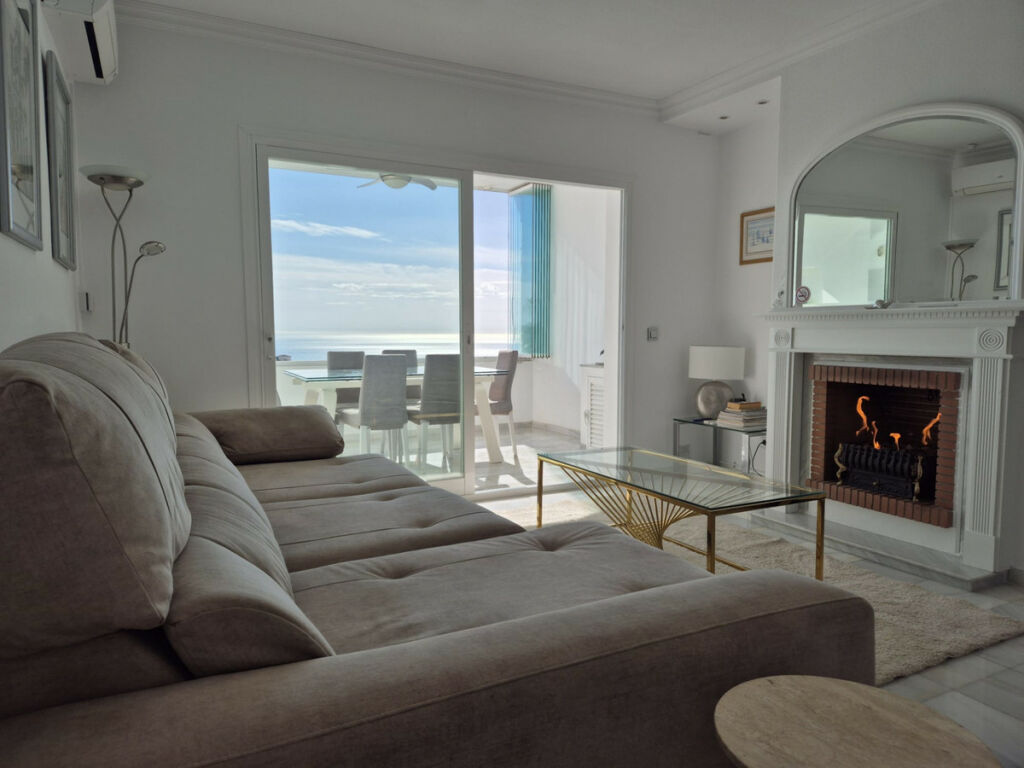 Penthouse Duplex Calahonda Málaga - image 8