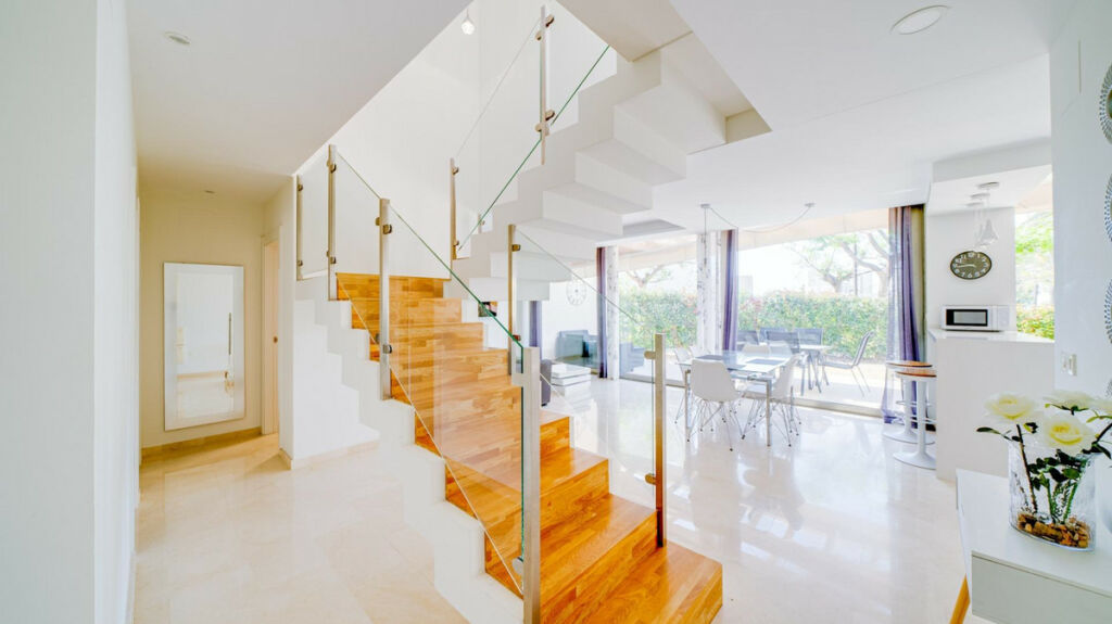 Townhouse Villajoyosa Alicante - image 3