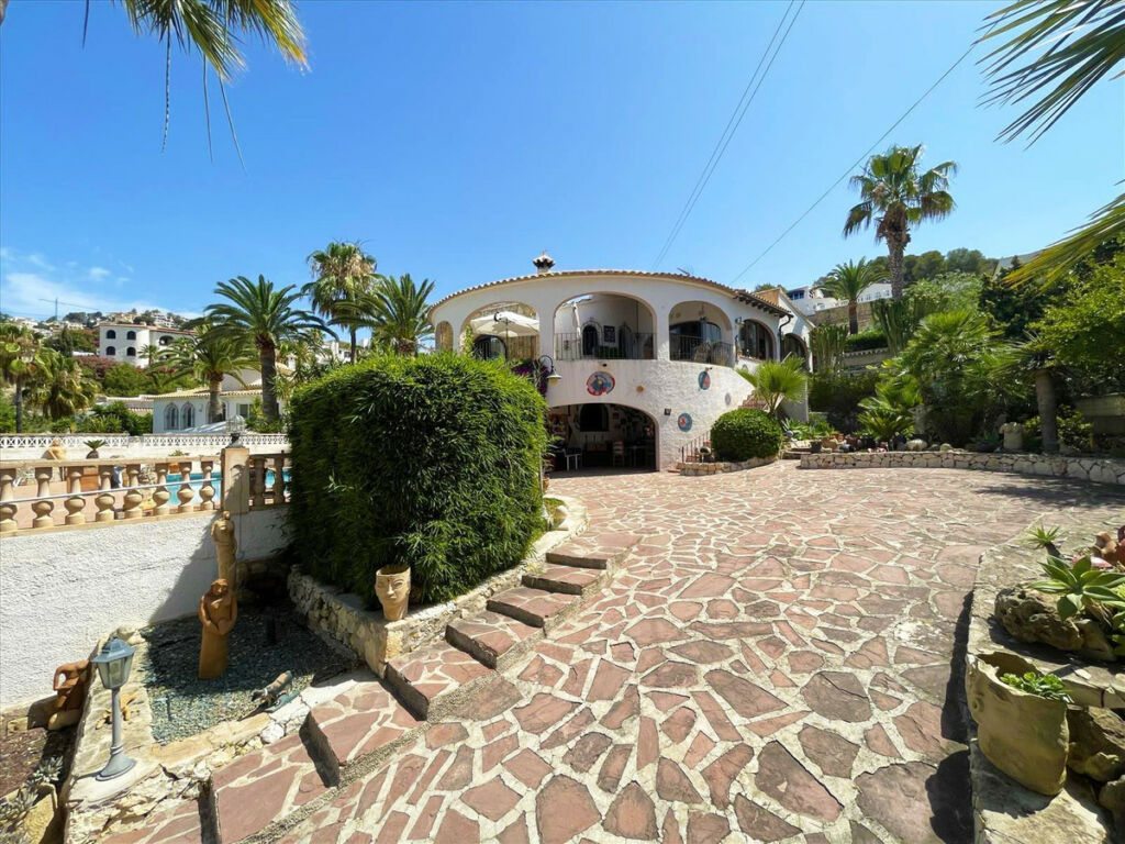 Detached Villa Benissa Alicante - image 3