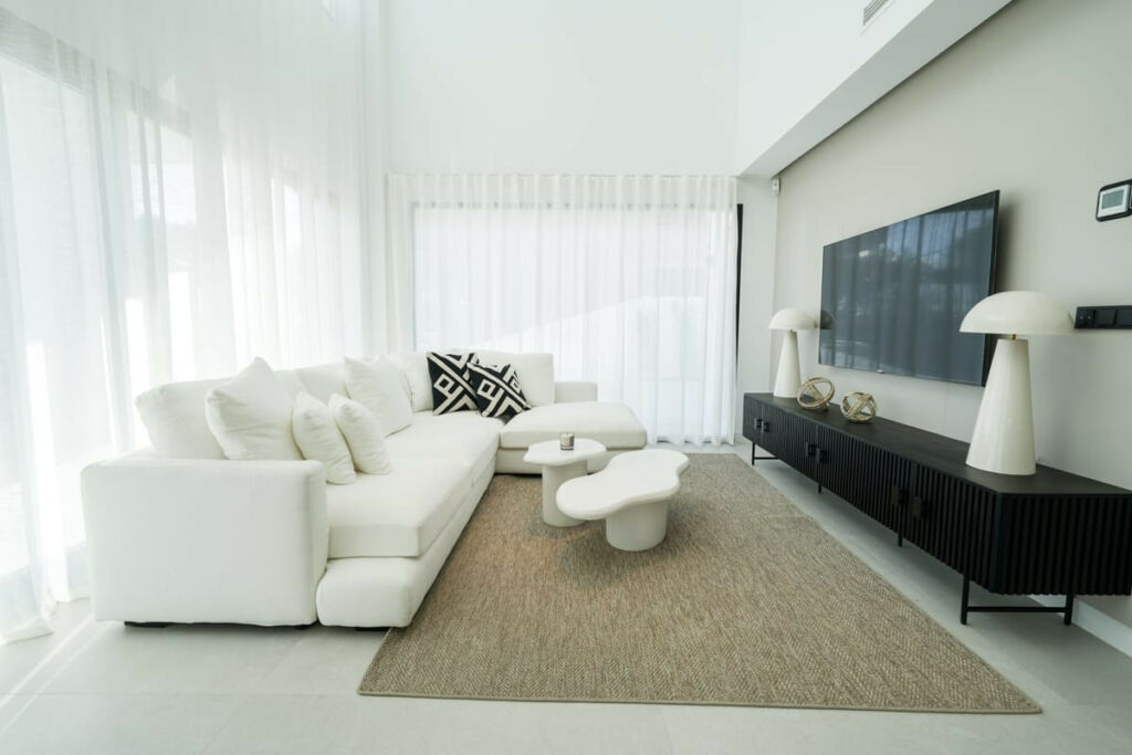 Detached Villa Polop Alicante - image 3
