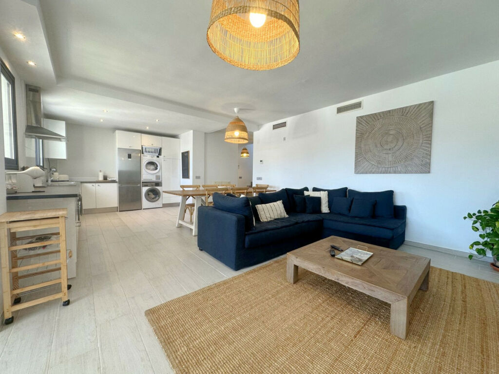 Penthouse Estepona Málaga - image 5