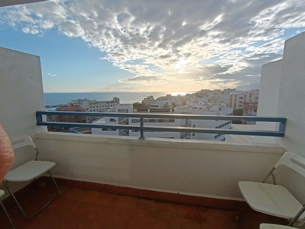 Top Floor Apartment Marbella Málaga - image 3