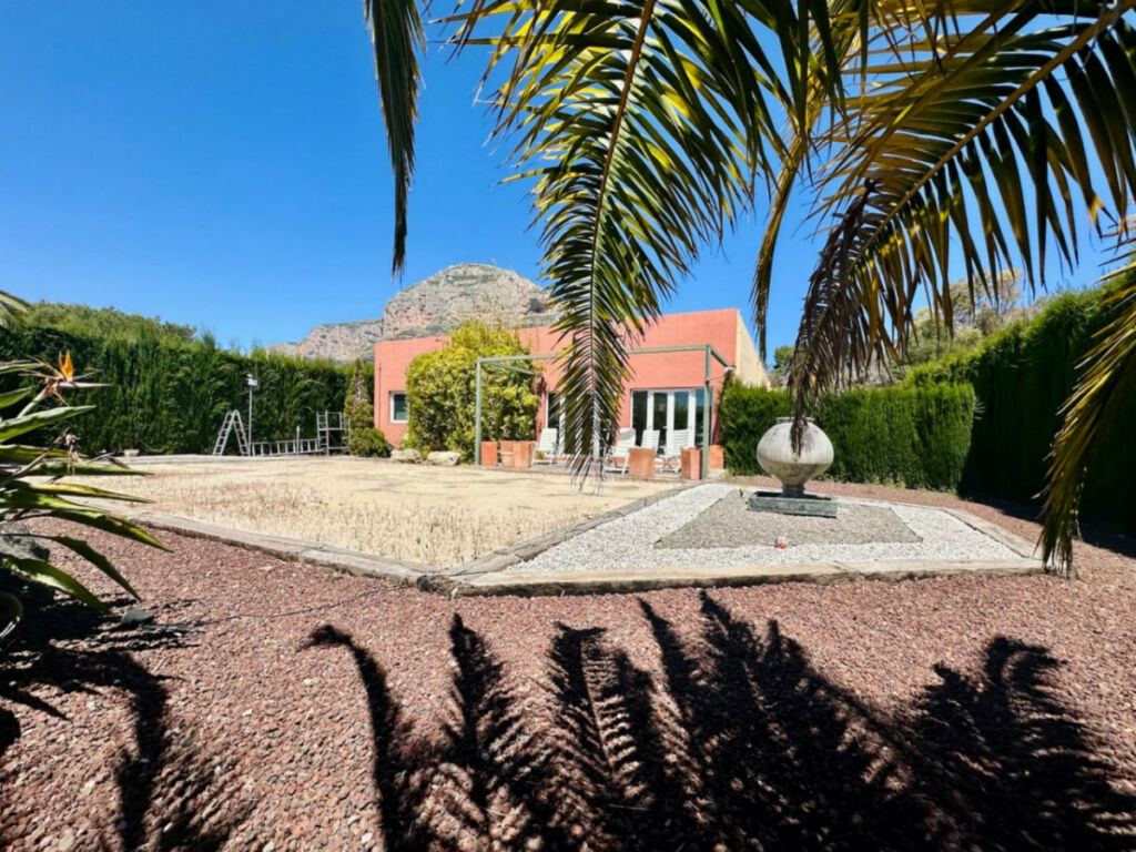 Detached Villa Javea Alicante - image 3