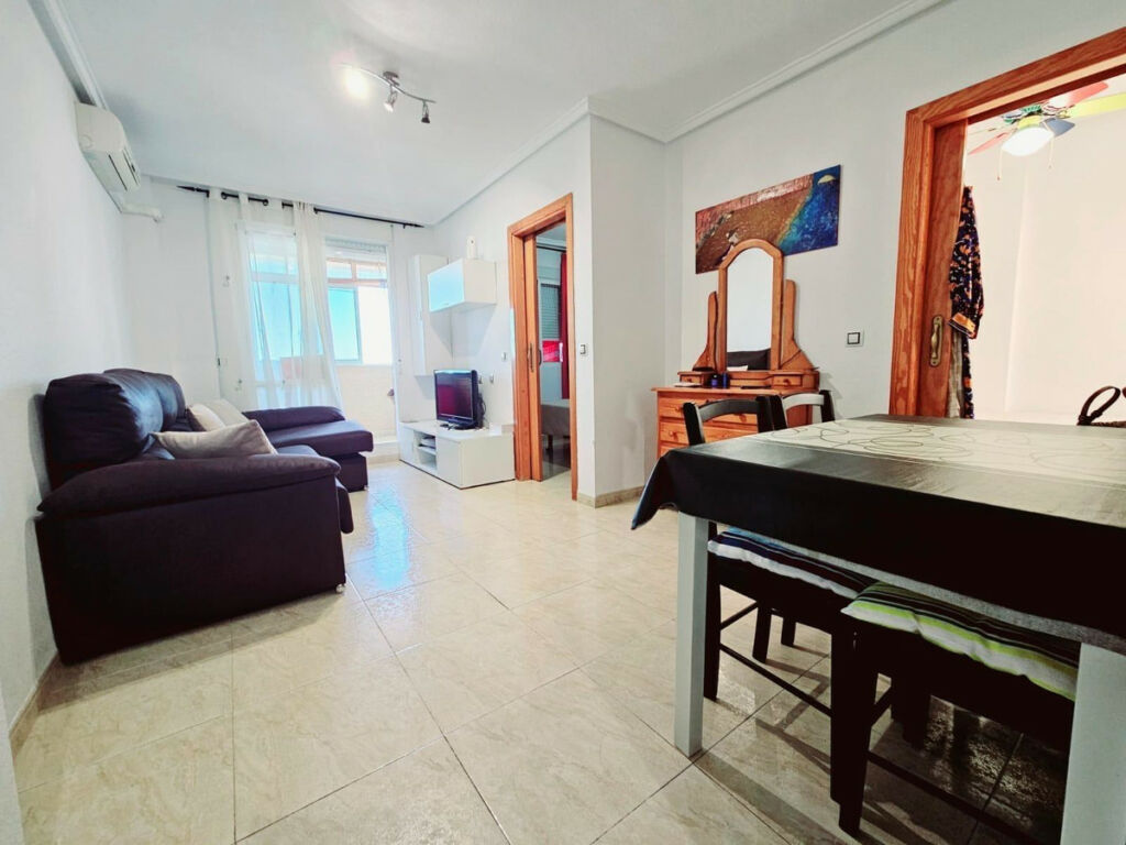 Penthouse Torrevieja Alicante - image 3