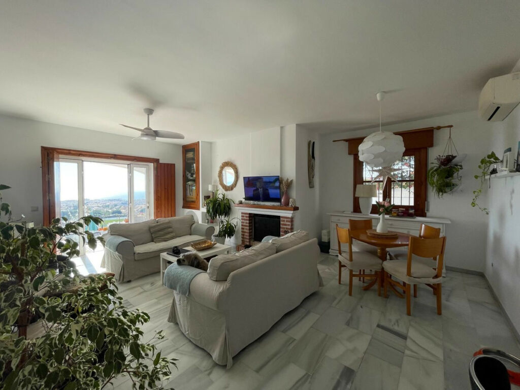 Detached Villa Nerja Málaga - image 7