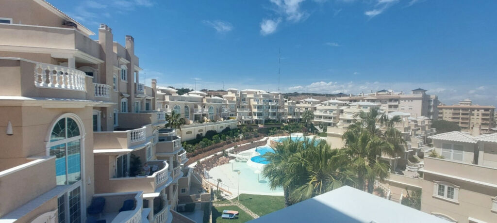Penthouse Guardamar del Segura Alicante - image 3