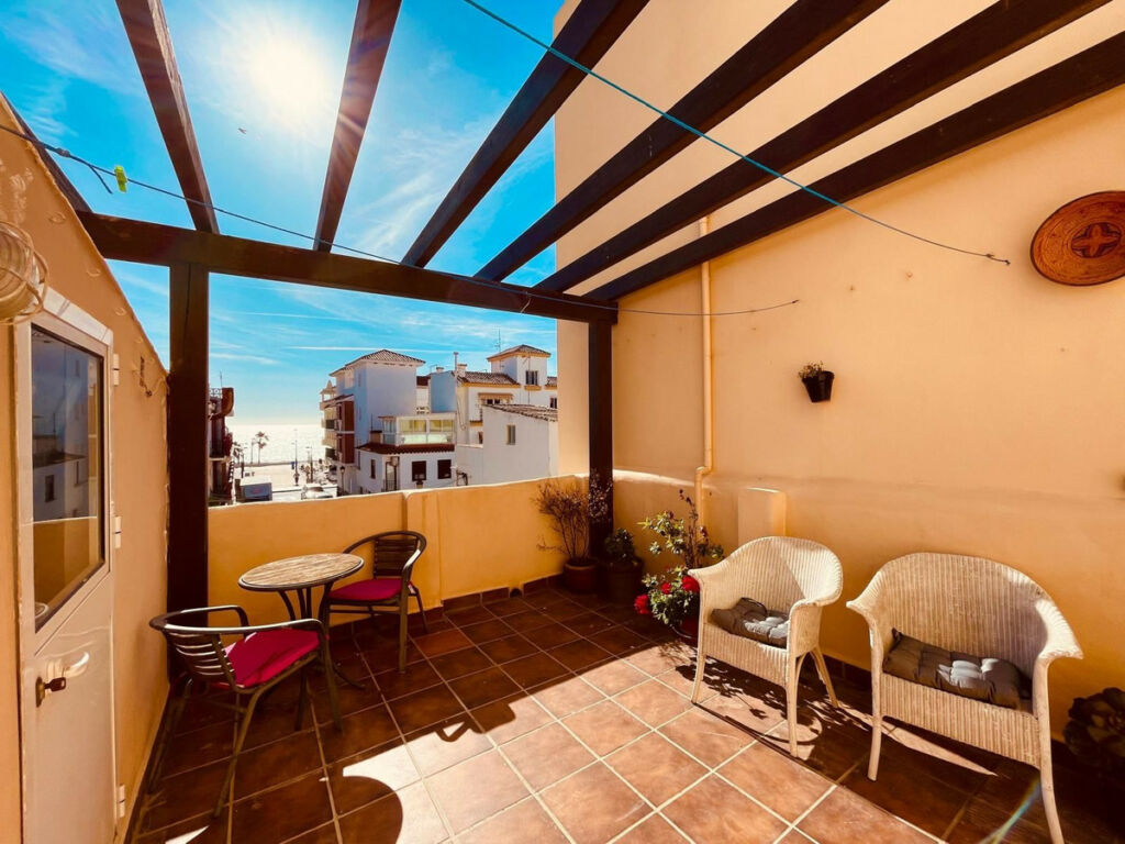 Townhouse San Luis de Sabinillas Málaga - image 4