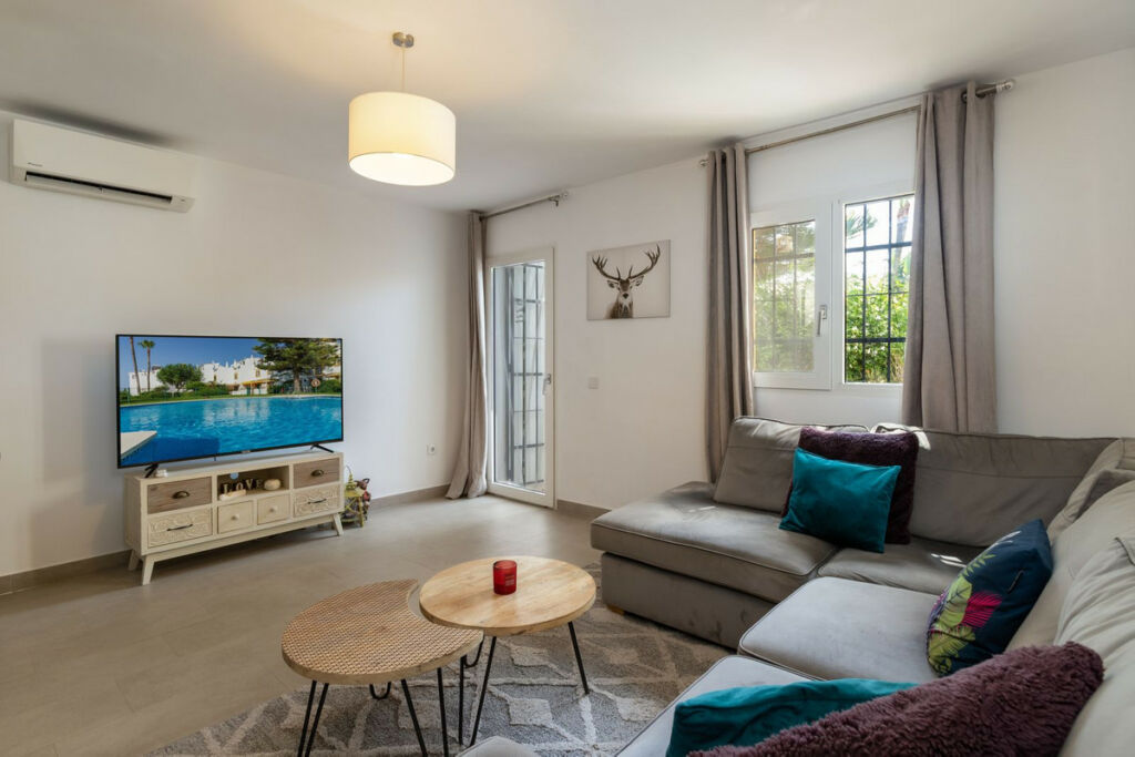 Townhouse Montemar Málaga - image 6